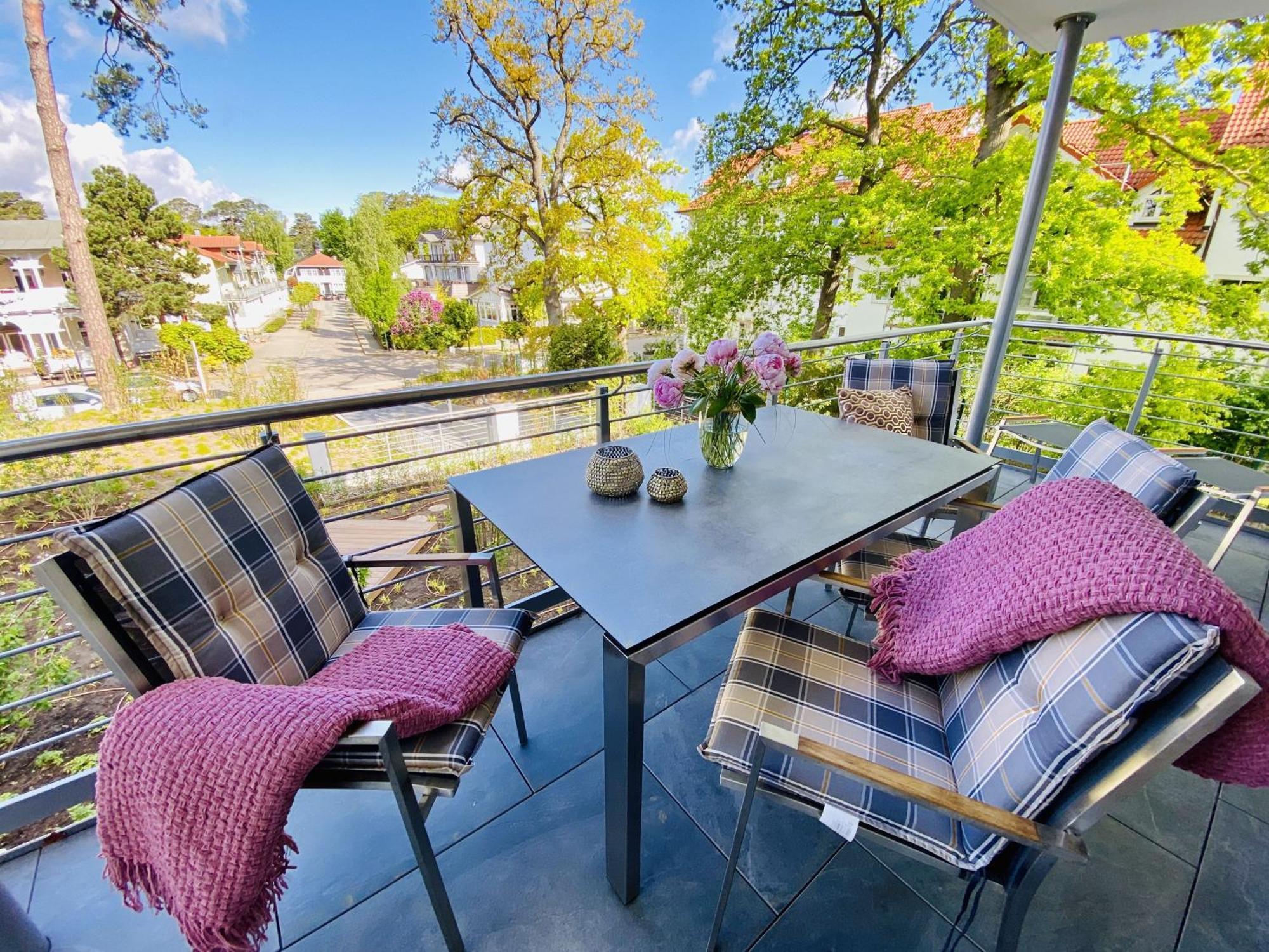 Ferienwohnung Meerzeit In Der Villa Duene Binz Esterno foto